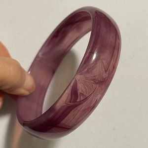 Vintage purple resin/plastic bracelet
